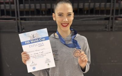Polina Berezina se cuelga el bronce en la final de aro de la Copa del Mundo de Faliro
