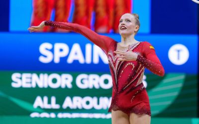 La olímpica Patricia Pérez Fos acerca la gimnasia rítmica de élite a las jóvenes deportistas de València